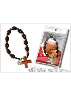 BRACCIALETTO LEGNO SCURO CROCE E MEDAGLIA SANTO GIOVANNI PAOLO II