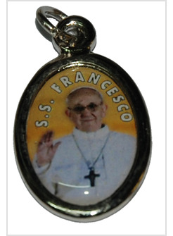 MEDAGLIA OVALE ALTEZZA CM 2 PAPA FRANCESCO